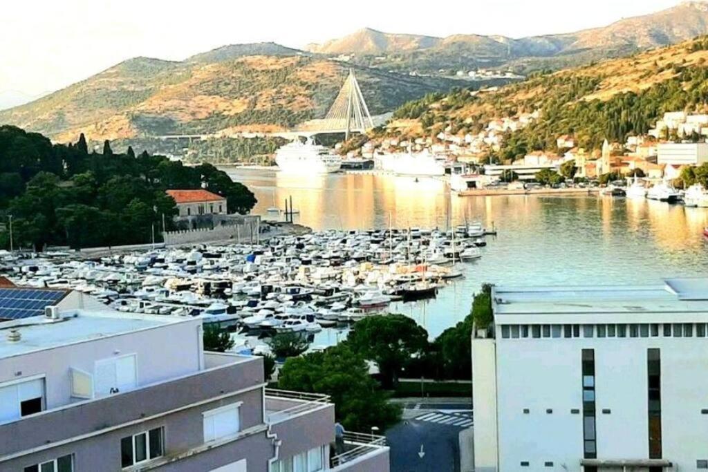 Gorgeous Dubrovnik Sea View Apartment With Free Parking Exteriör bild